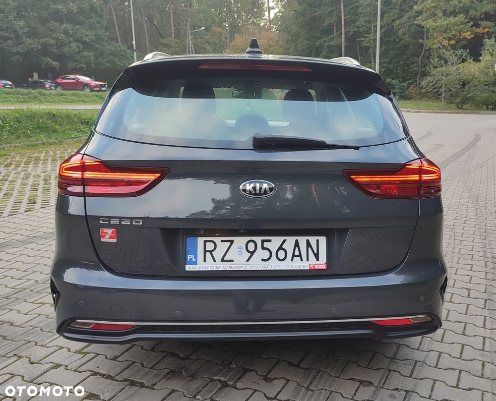 Kia Ceed 1.6 CRDi SCR M - 5