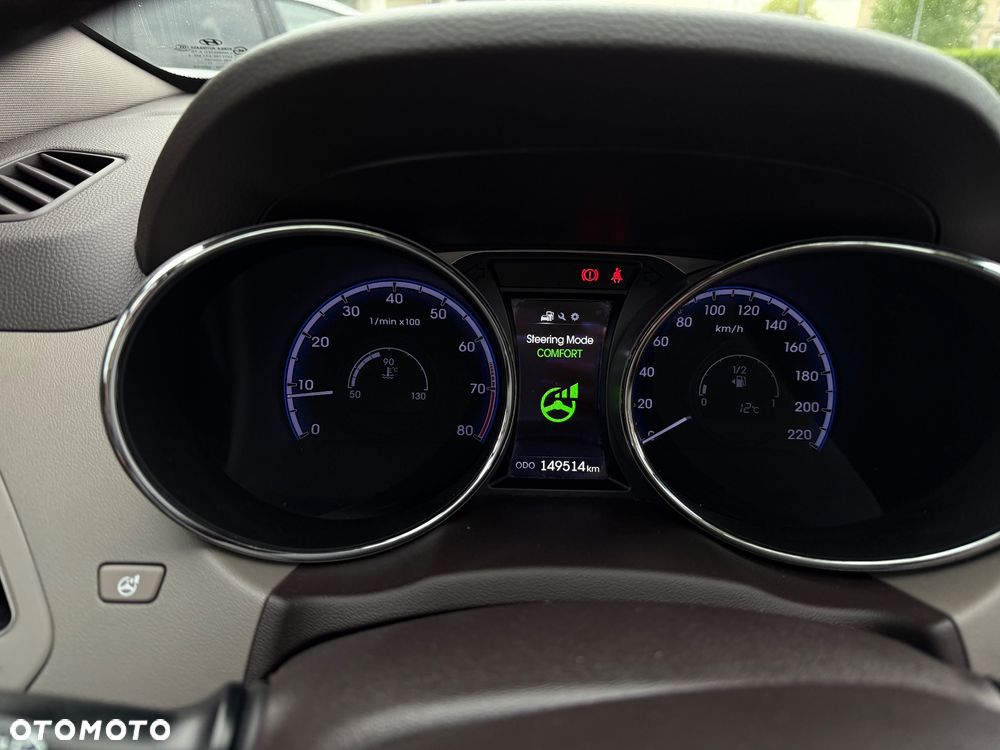 Hyundai ix35 1.6 2WD Fifa World Cup Edition - 10