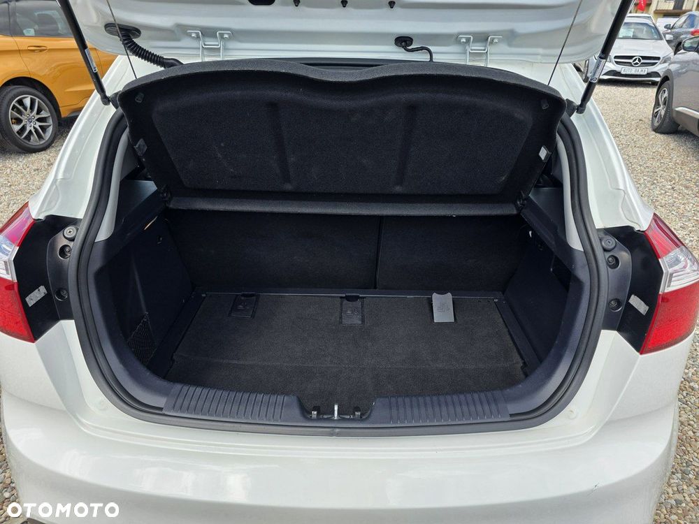 Kia Rio 1.2 Edition 7 - 21