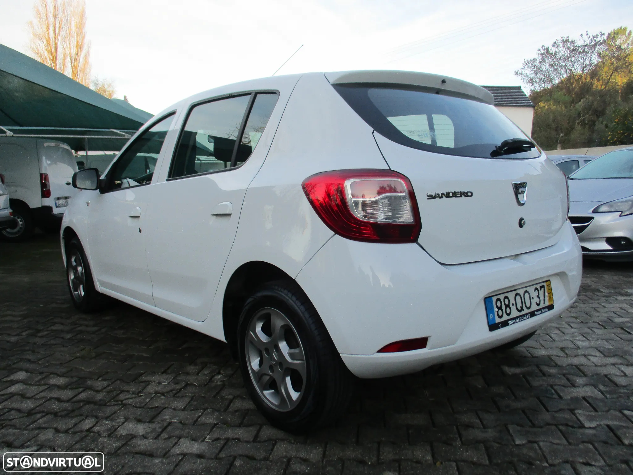 Dacia Sandero 0.9 TCe SL 10 Anos - 4