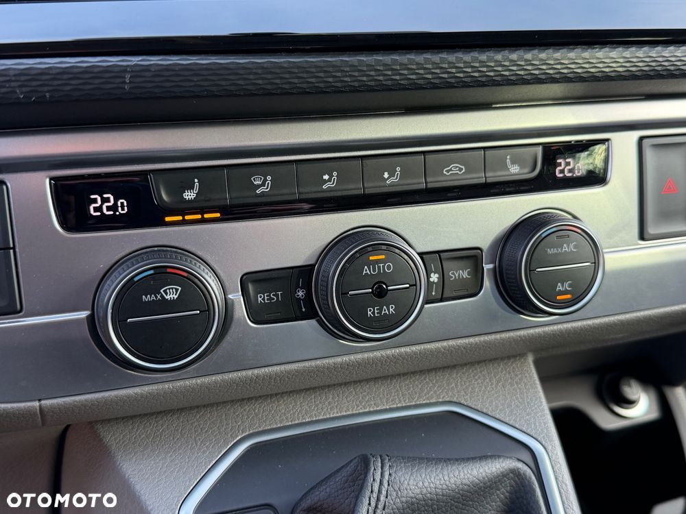 Volkswagen California - 24