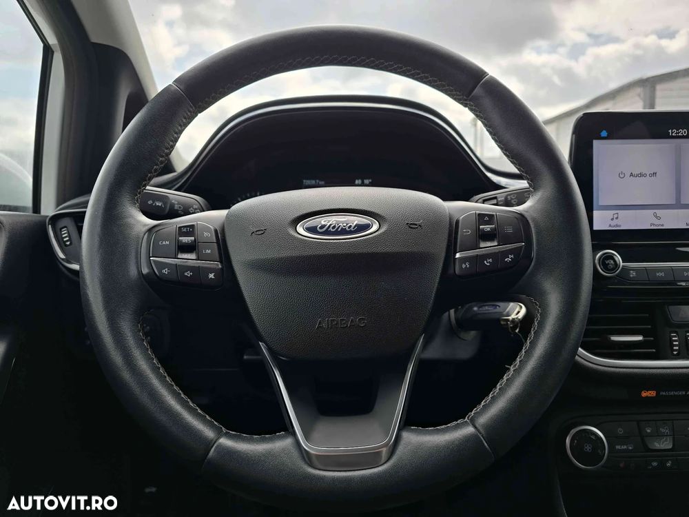 Ford Fiesta - 15