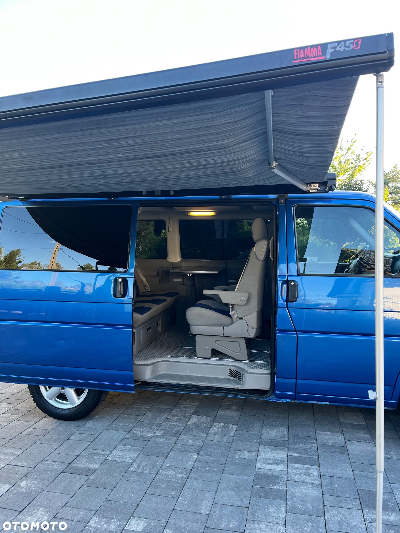 Volkswagen Multivan TDI - 16