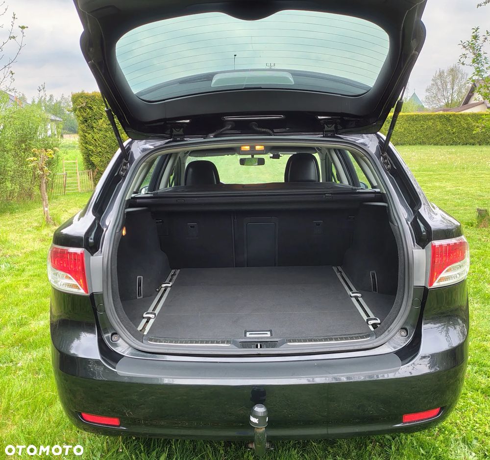 Toyota Avensis 1.8 Sol plus NAVI - 7