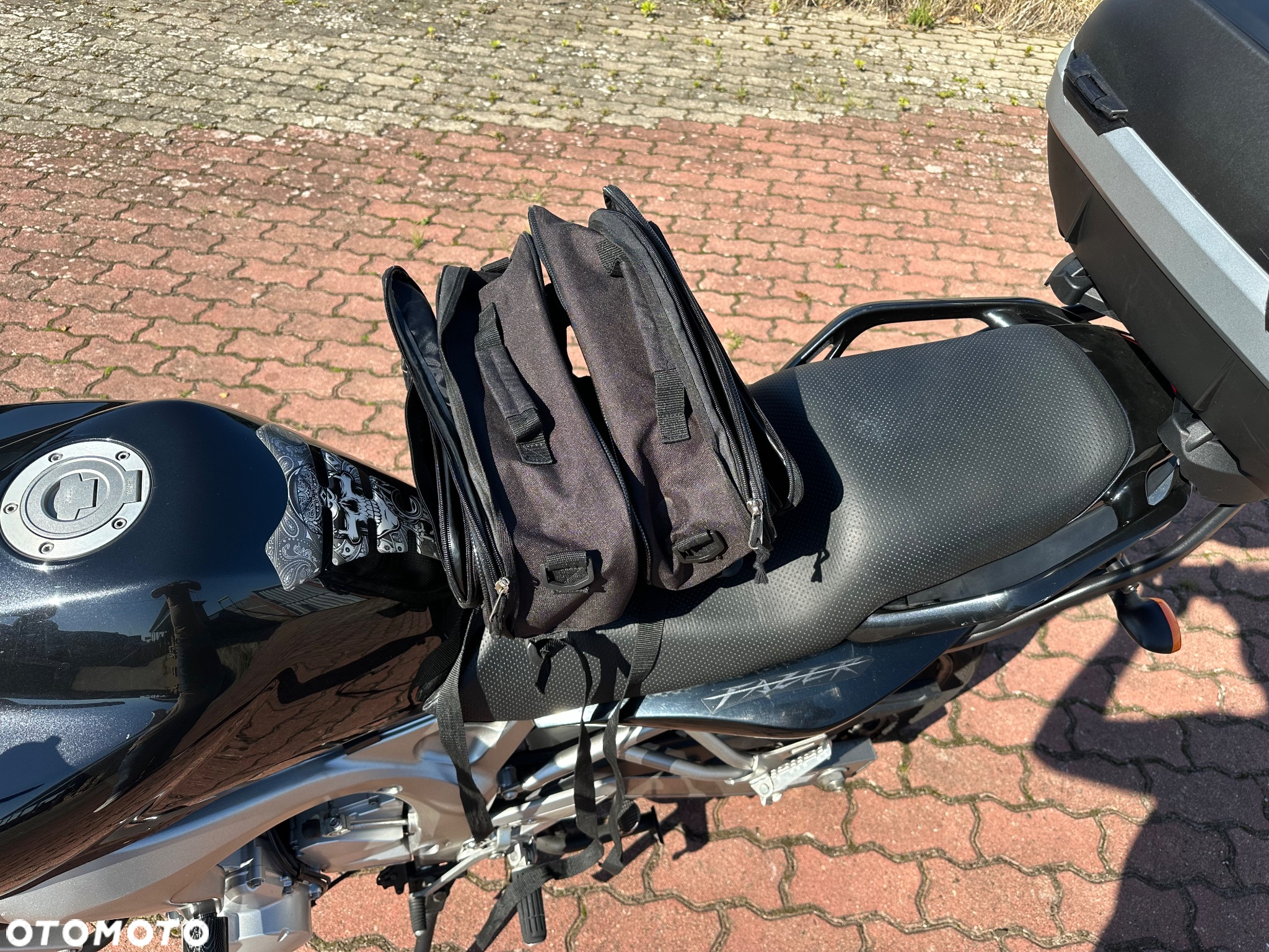 Yamaha FZ6 - 15