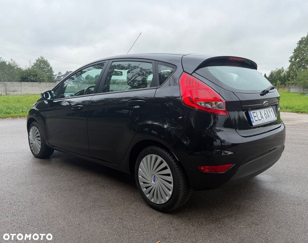 Ford Fiesta 1.25 Champions Edition - 13