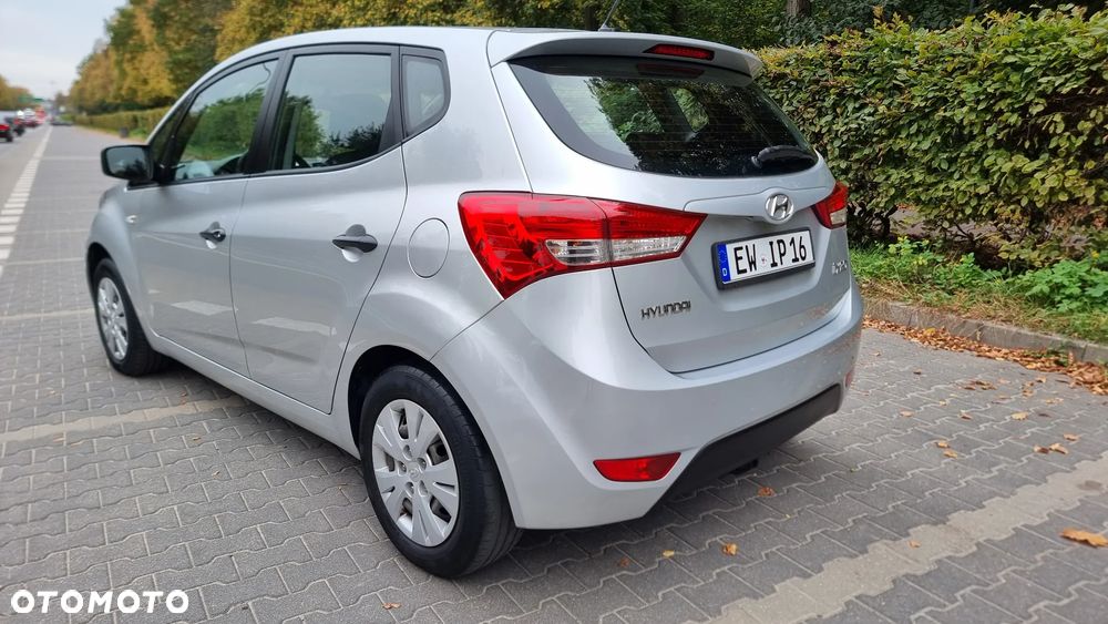 Hyundai Ix20 2011 photo 5