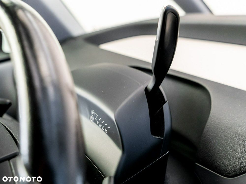 Citroën C4 Picasso 1.2 PureTech MoreLife S&S EAT6 - 16