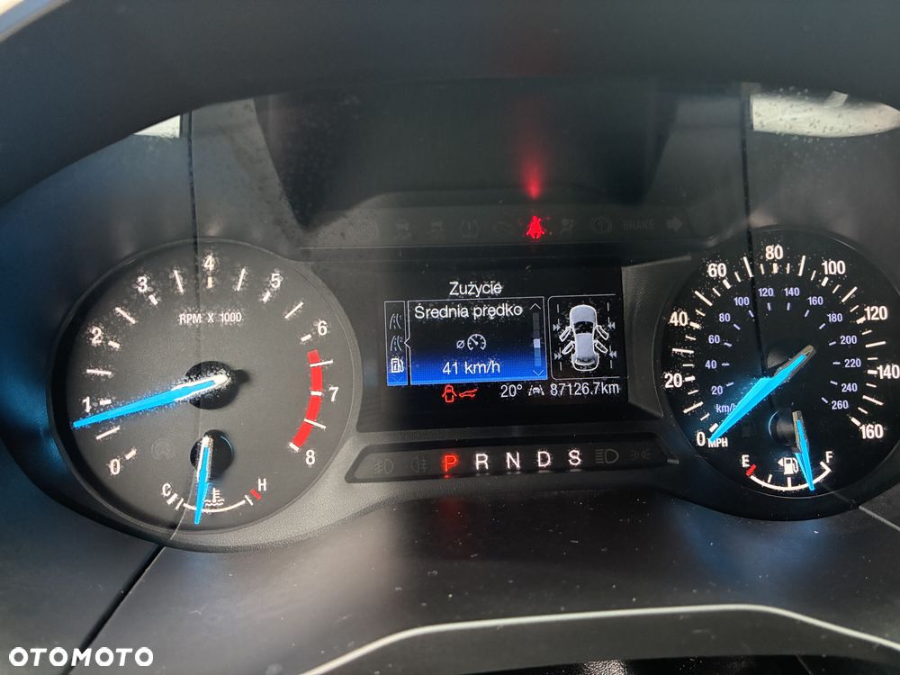 Ford Edge - 8