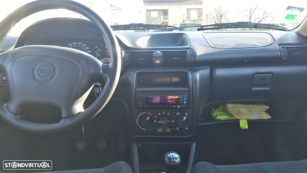 Opel Astra Caravan 1.4i 16V Club - 6