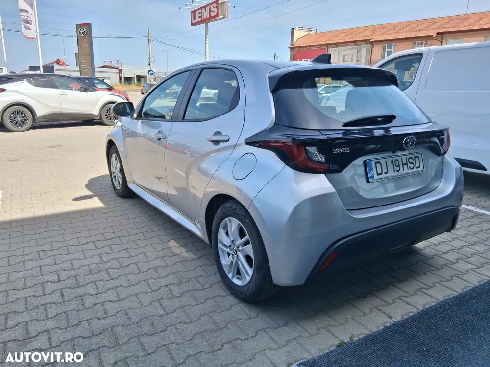 Toyota Yaris 1.5 VVT-i HSD Eco - 6