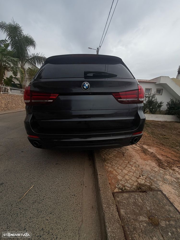 BMW X5 25 d sDrive Comfort 7L - 8