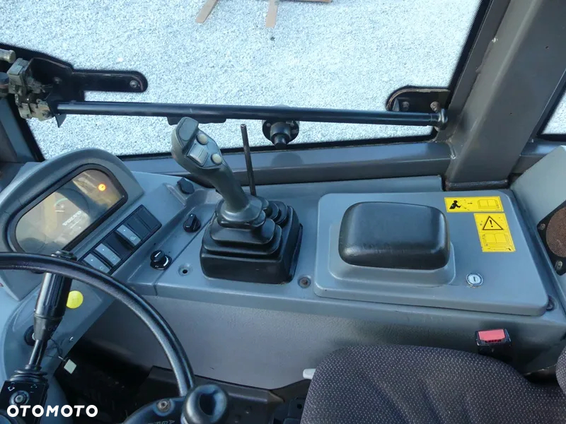 Volvo L25B Z Niemiec / Stan bardzo dobry / - 10