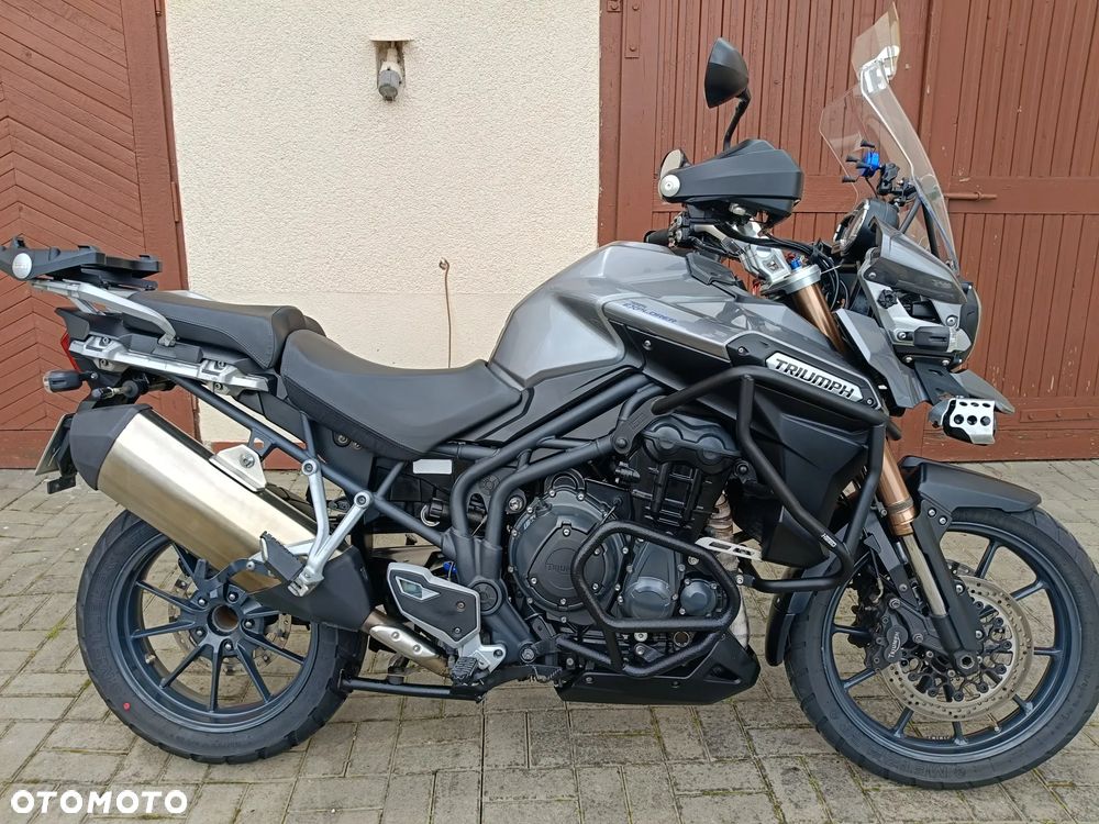 Triumph Tiger - 2