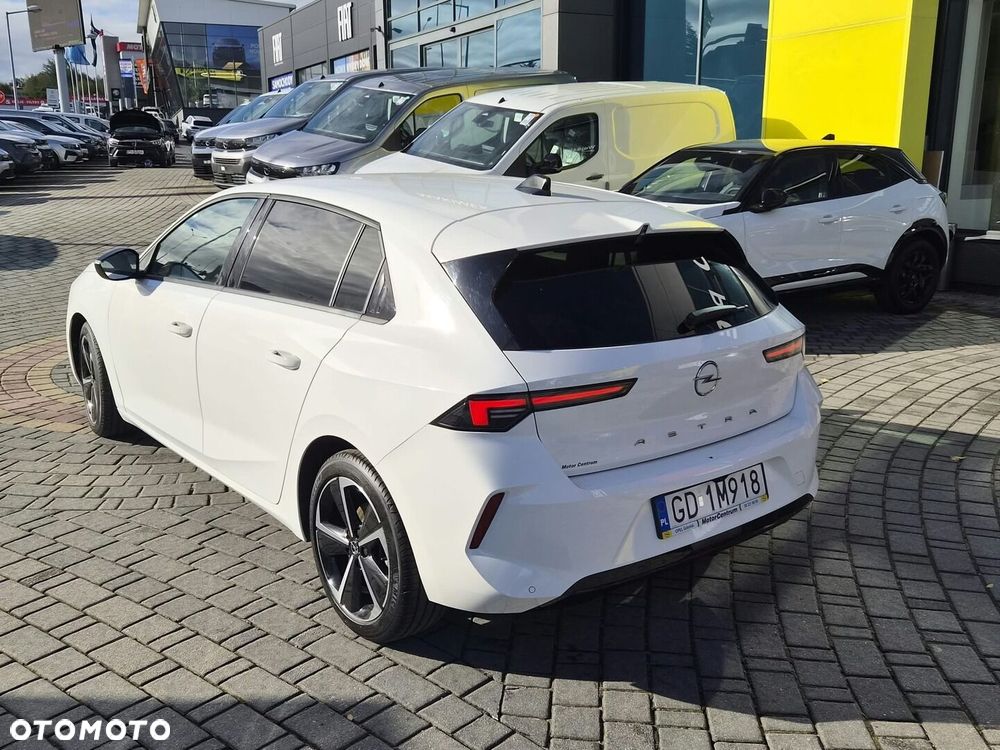 Opel Astra 2023