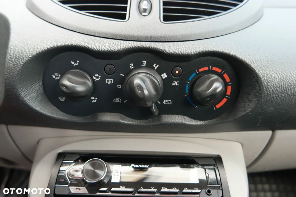 Renault Twingo - 25