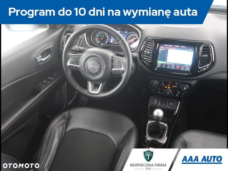 Jeep Compass - 8