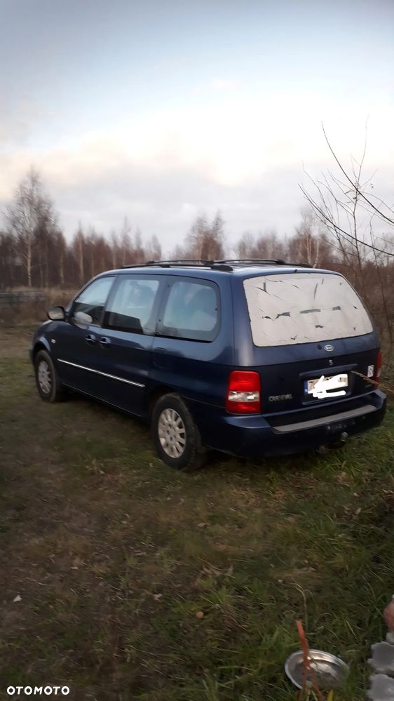 Kia Carnival CRDi LX - 2