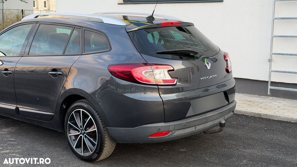 Renault Megane ENERGY dCi 130 Start & Stop Bose Edition - 9