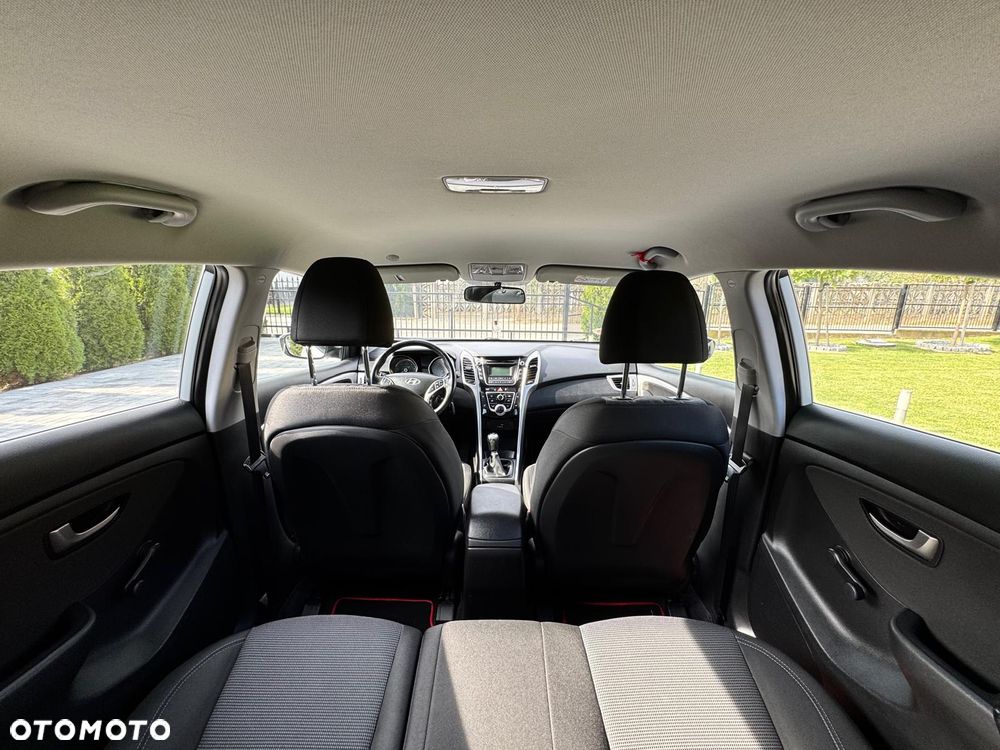 Hyundai i30 blue 1.6 CRDi Classic - 28