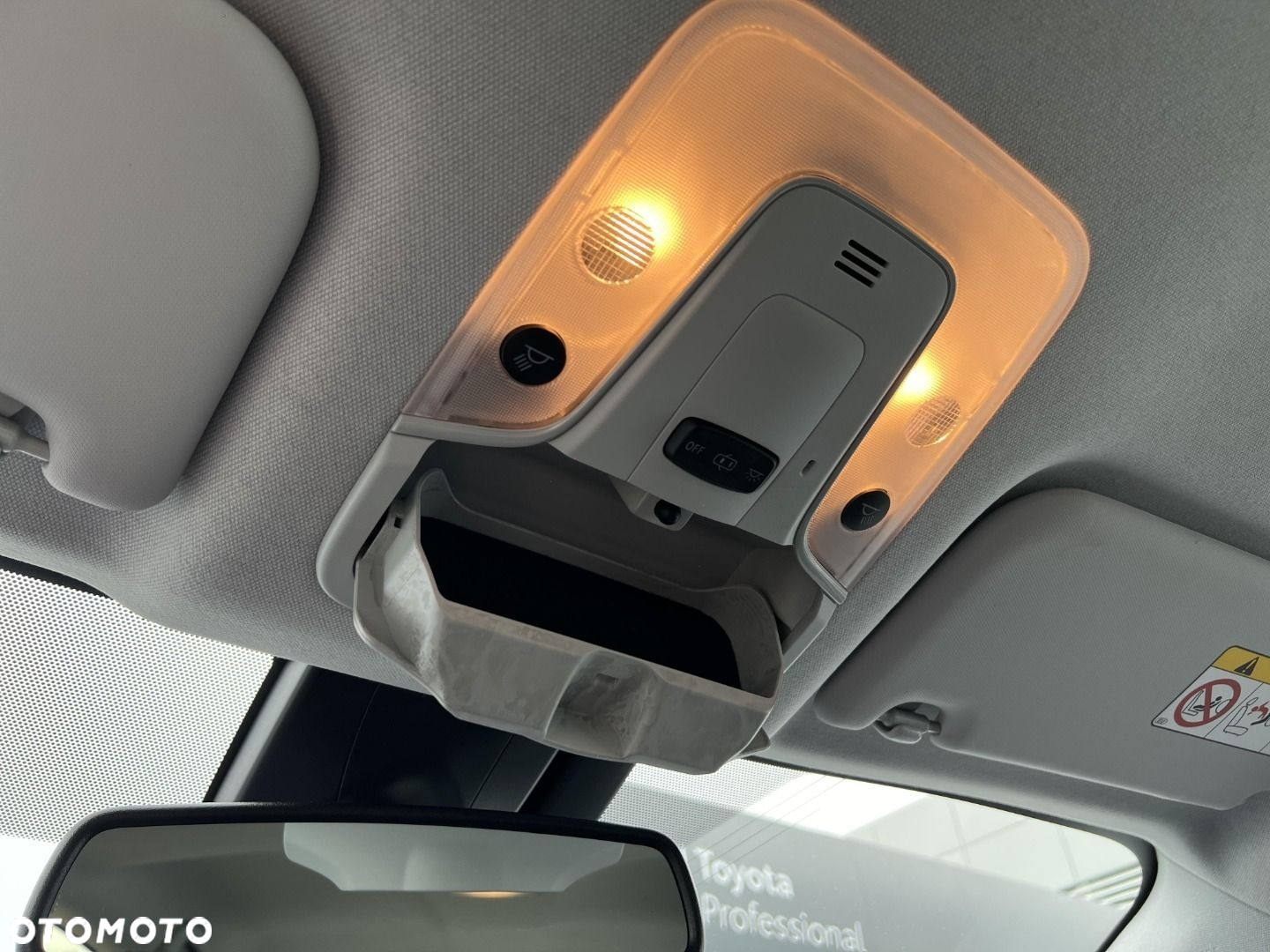 Toyota Prius - 19