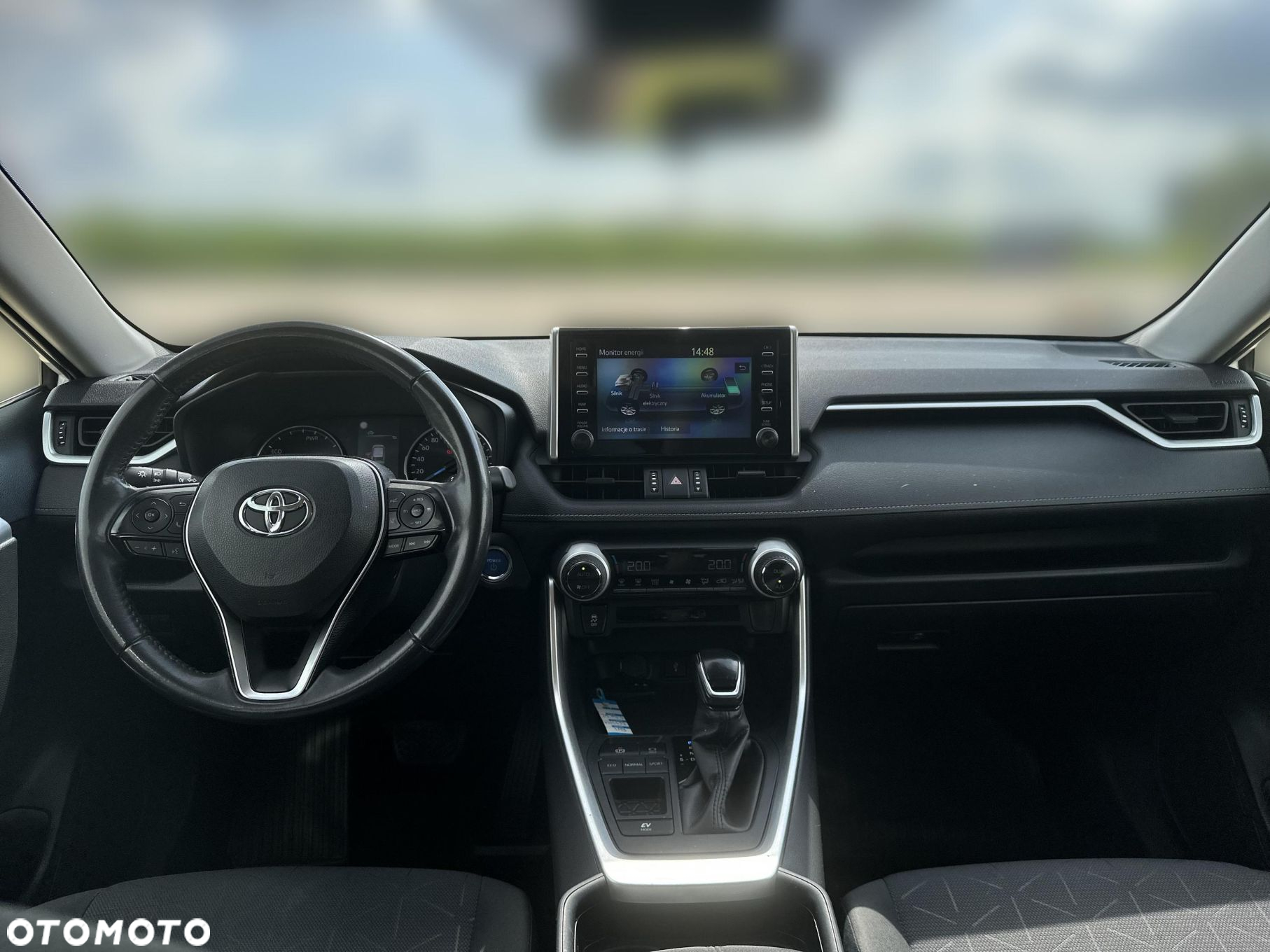 Toyota RAV4 - 11