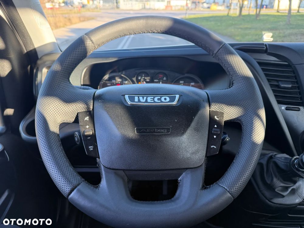 Iveco Daily 35C15 - 16