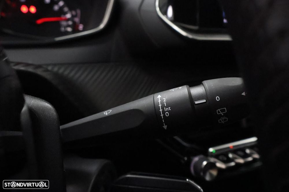 Peugeot 208 1.2 PureTech Active Pack - 19