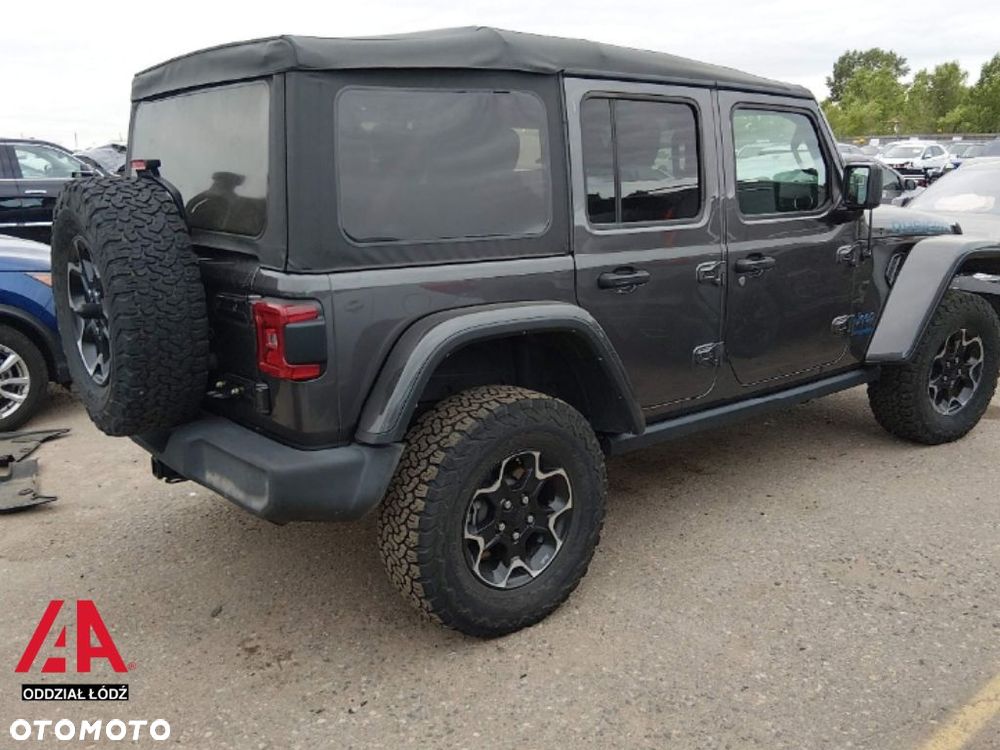 Jeep Wrangler - 4