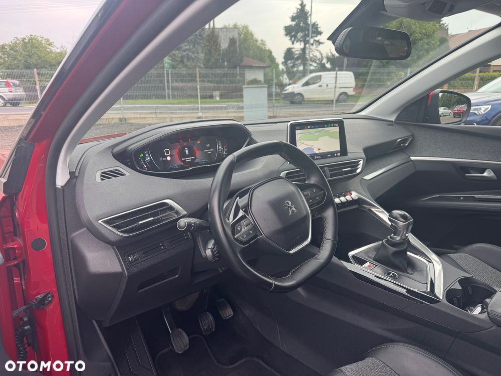 Peugeot 3008 PureTech 130 Stop & Start GPF Allure - 22