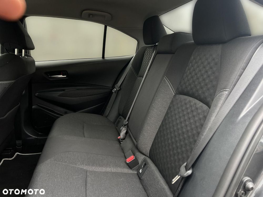 Toyota Corolla 1.8 Hybrid Style - 16