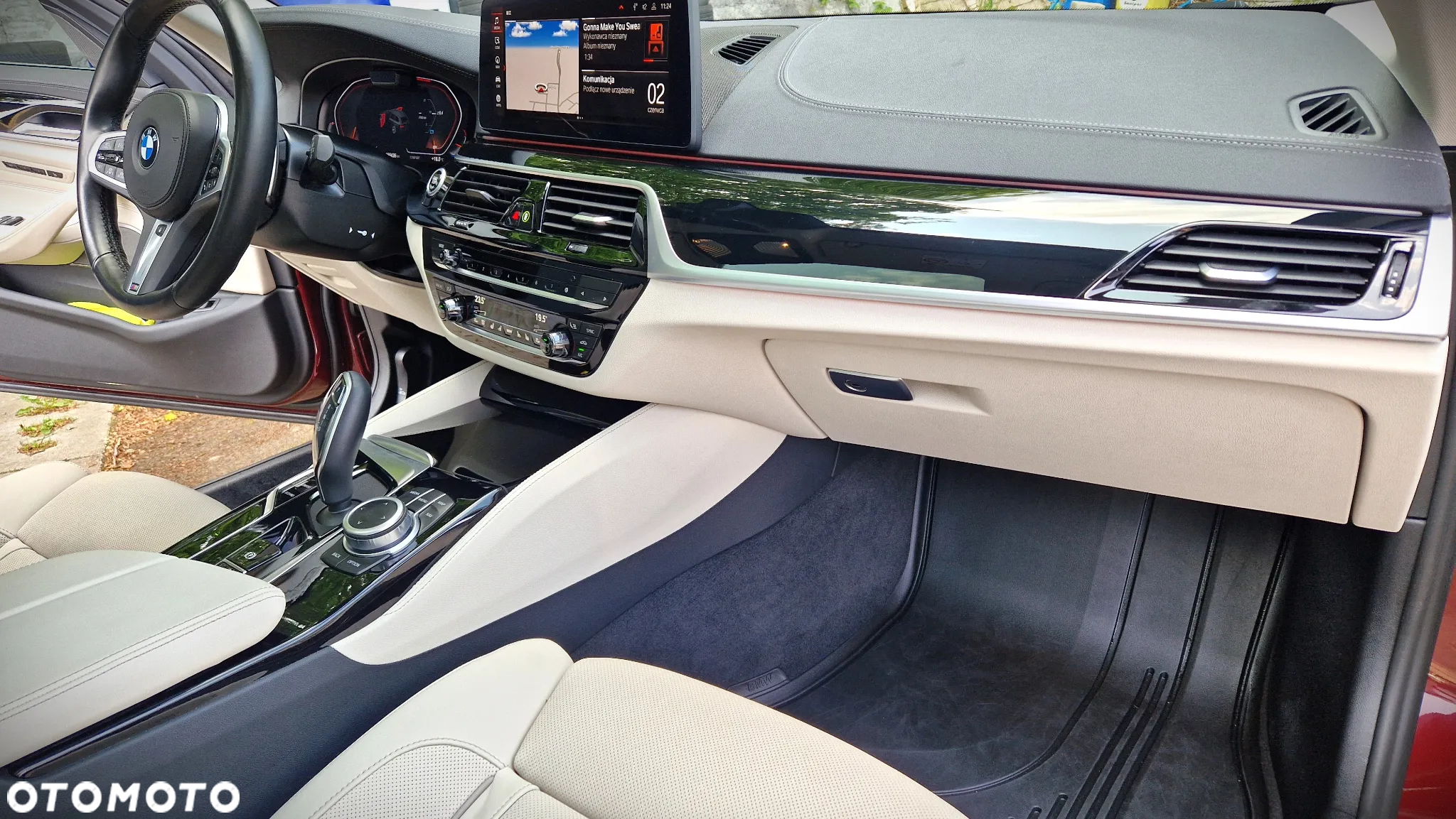 BMW Seria 5 540d xDrive Touring Luxury Line - 27