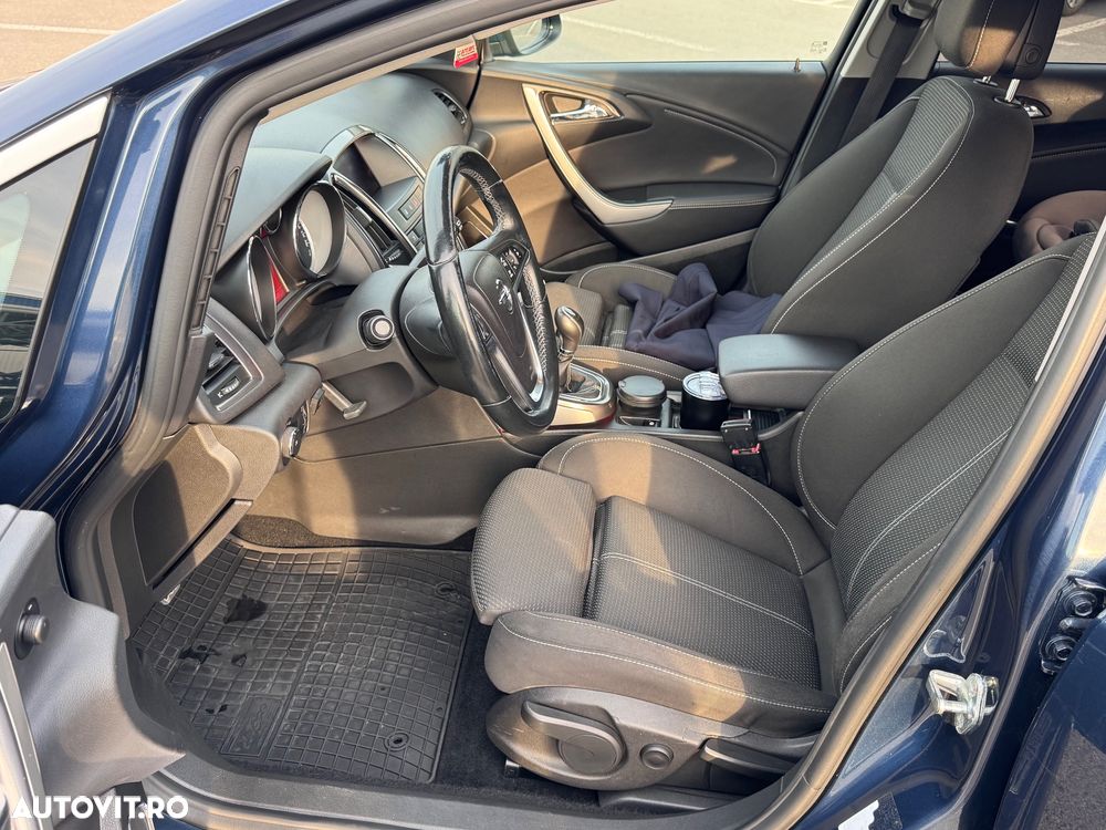 Opel Astra 1.4 Turbo - 11