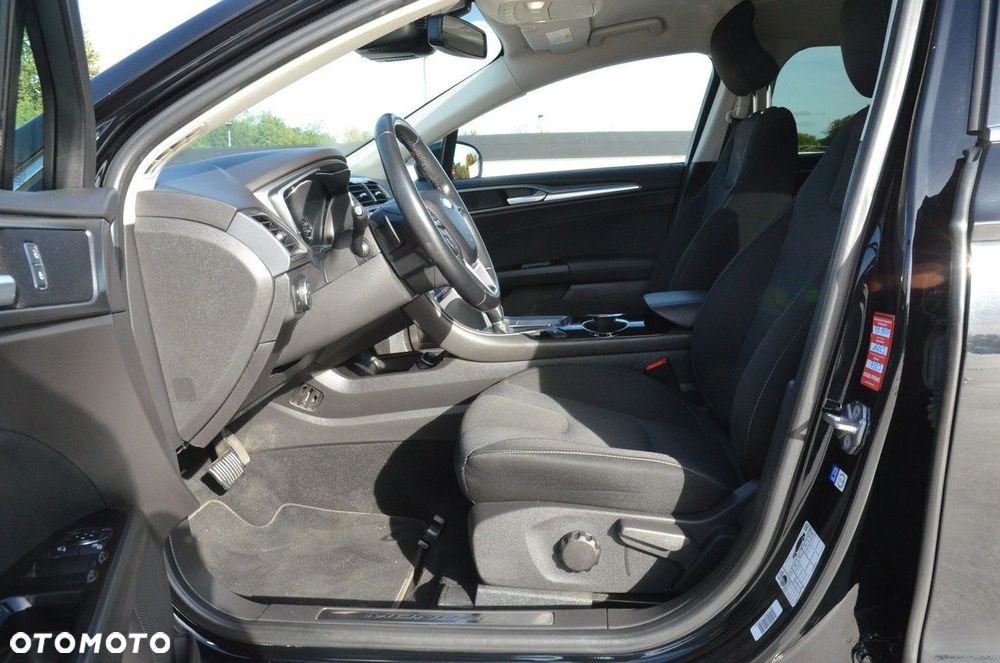 Ford Mondeo - 31