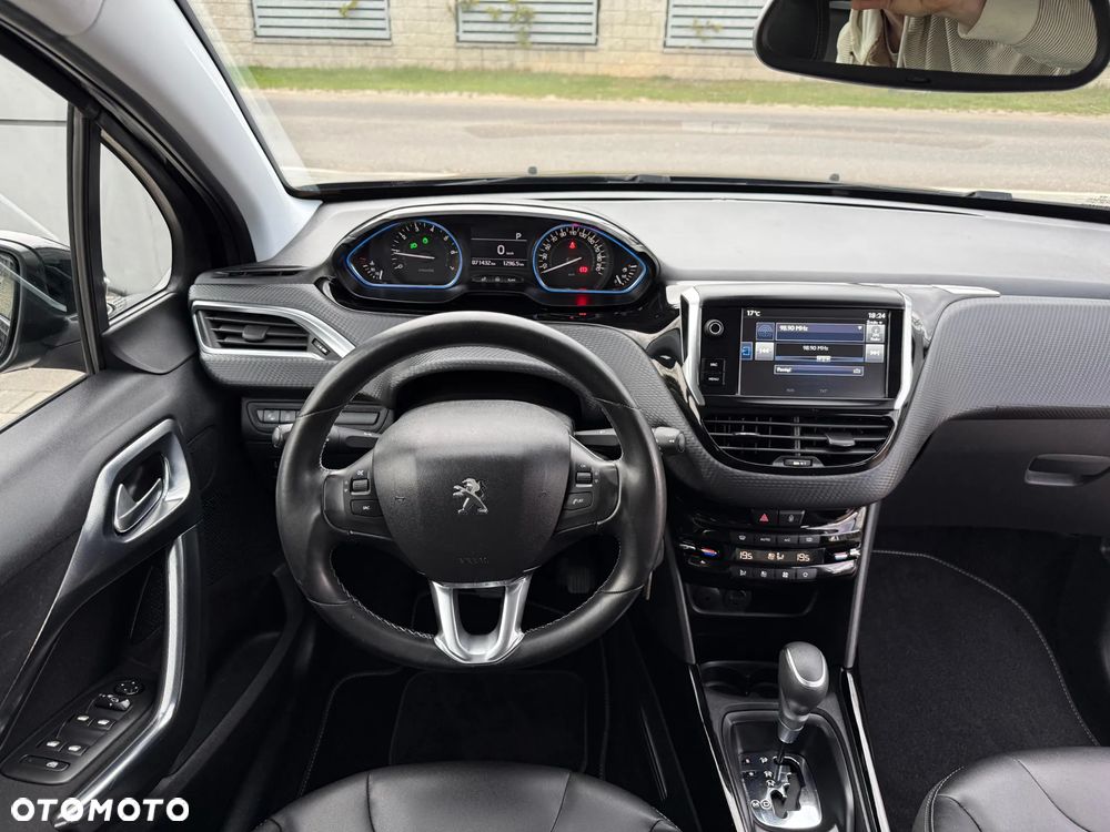 Peugeot 2008 PureTech 110 Stop&Start EAT6 Allure - 15