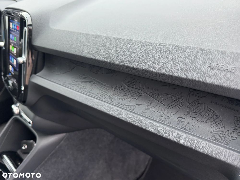 Volvo XC 40 Recharge 69 kWh Single Motor RWD Plus - 25