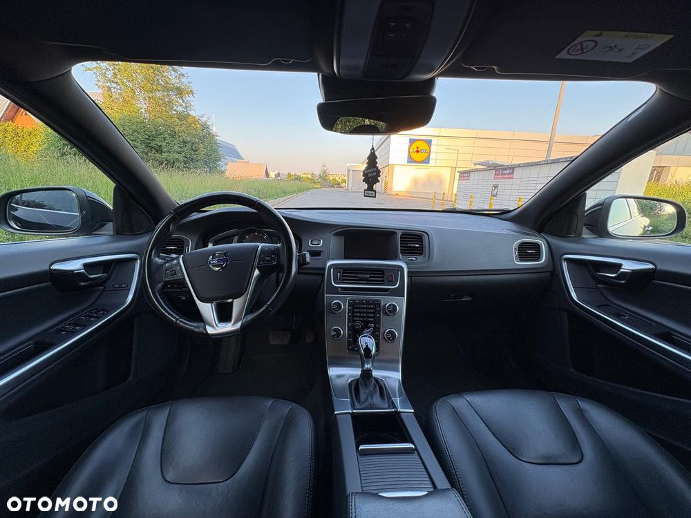 Volvo V60 D4 Drive-E Summum - 12