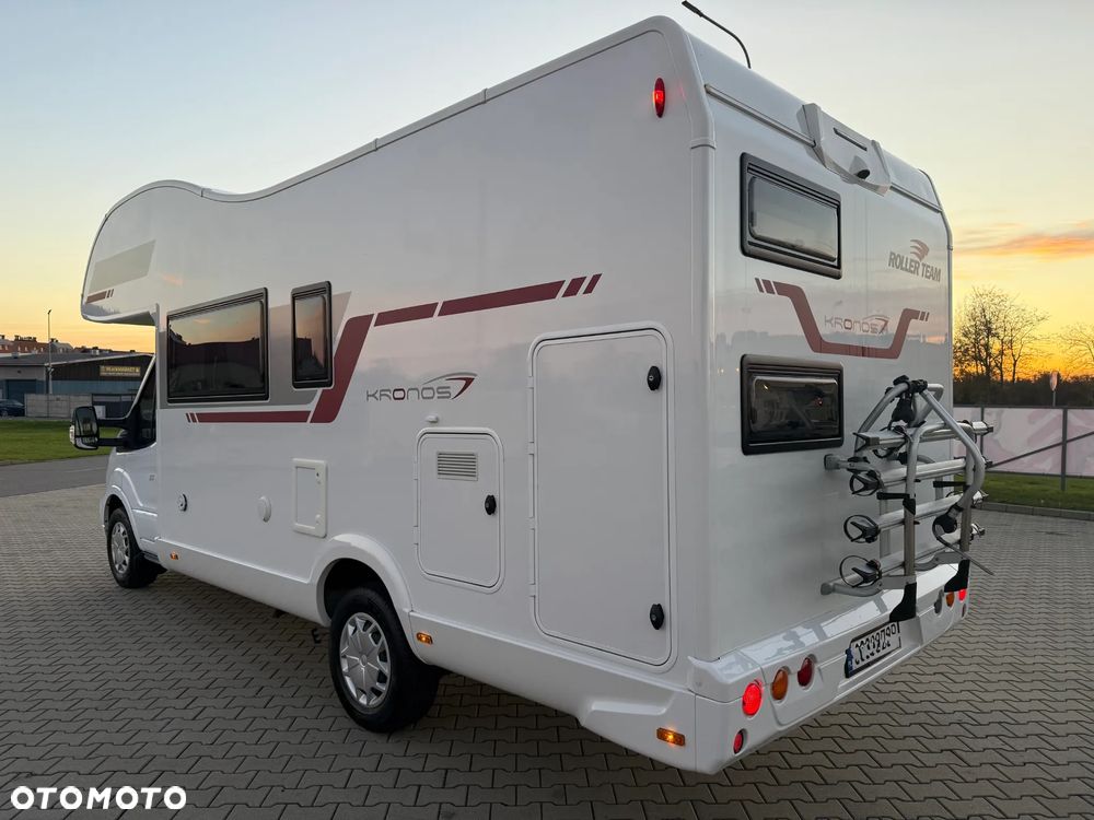 Roller Team 277 camper 7-osób kamper camper zamiana - 29