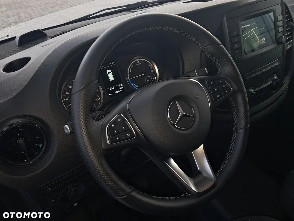 Mercedes-Benz eVito - 24