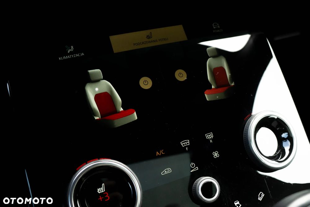 Land Rover Range Rover Evoque - 24