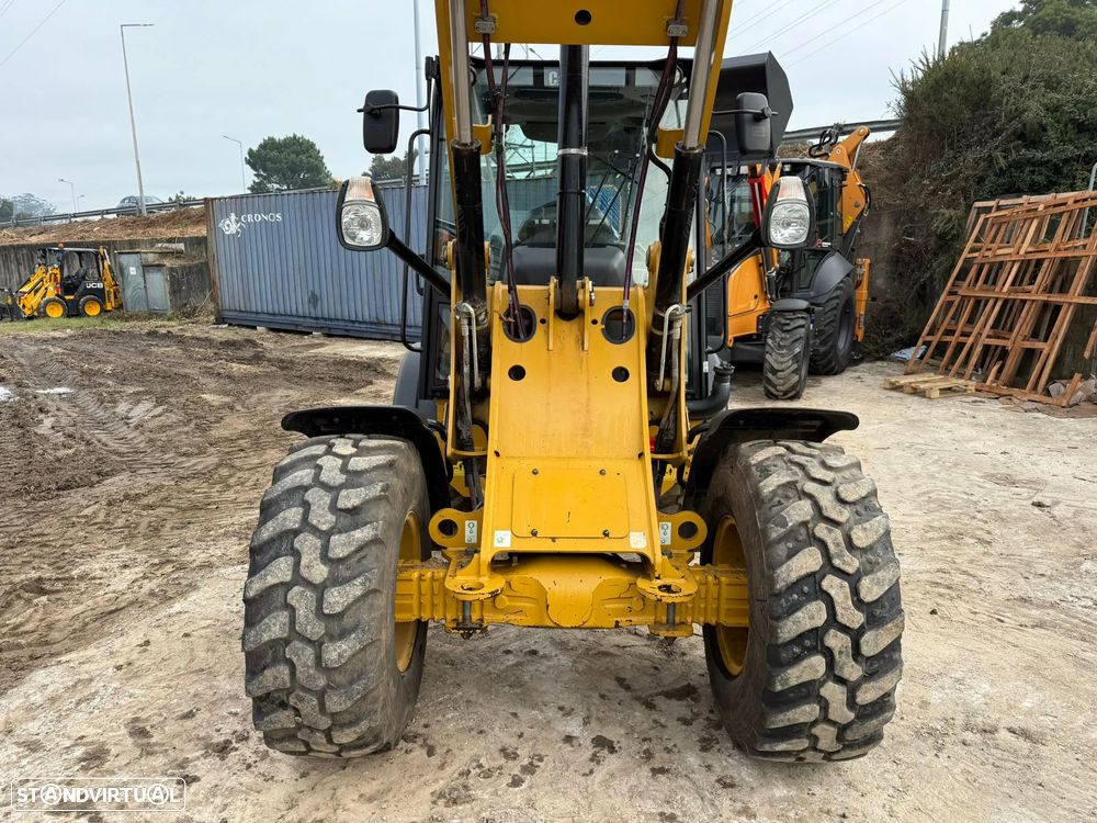 Caterpillar 906M - 7