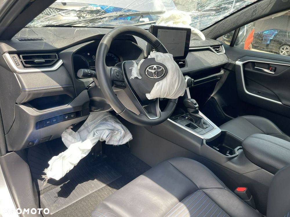 Toyota RAV4 2.5 Hybrid Comfort 4x2 - 12