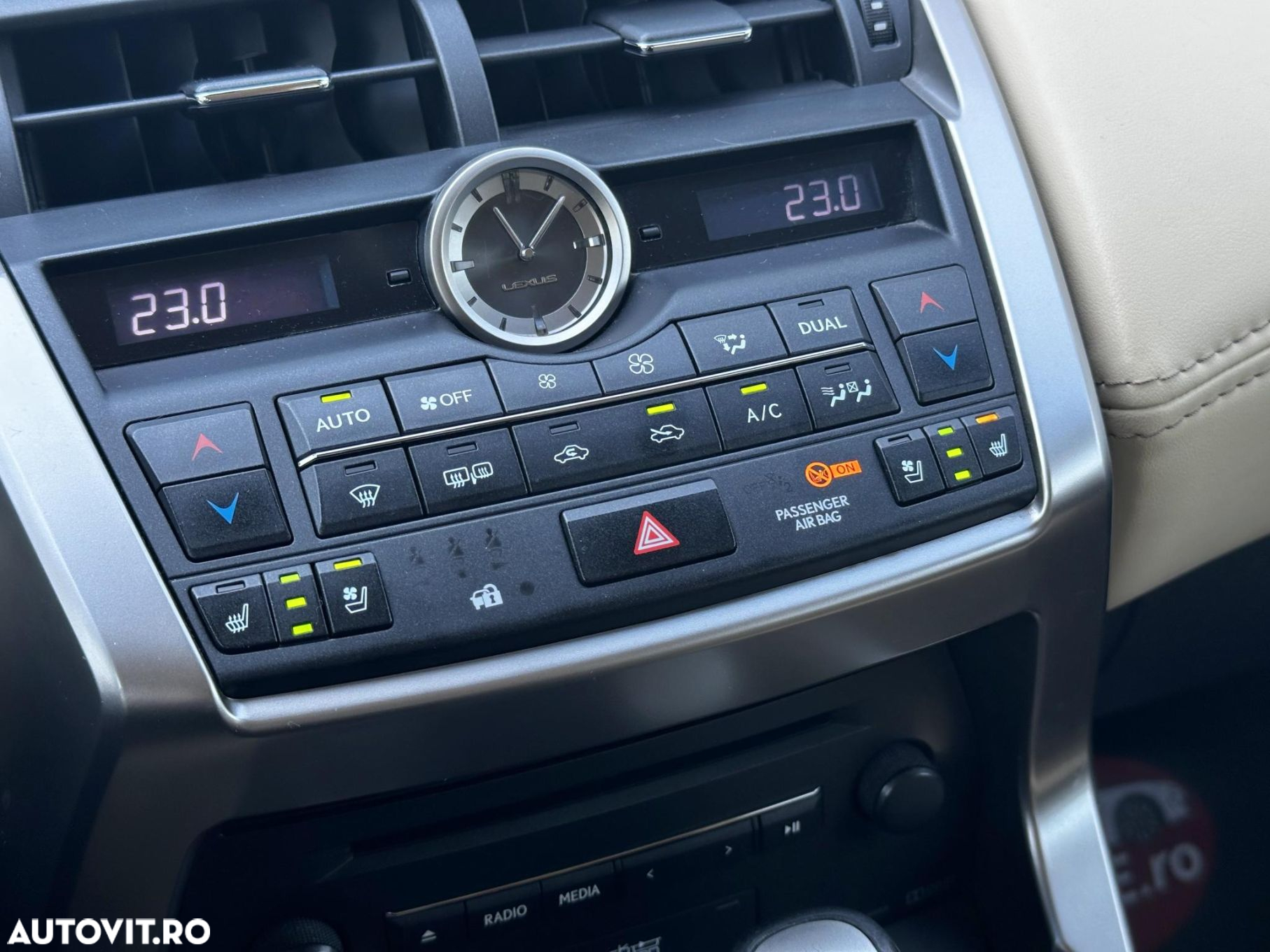 Lexus Seria NX - 16