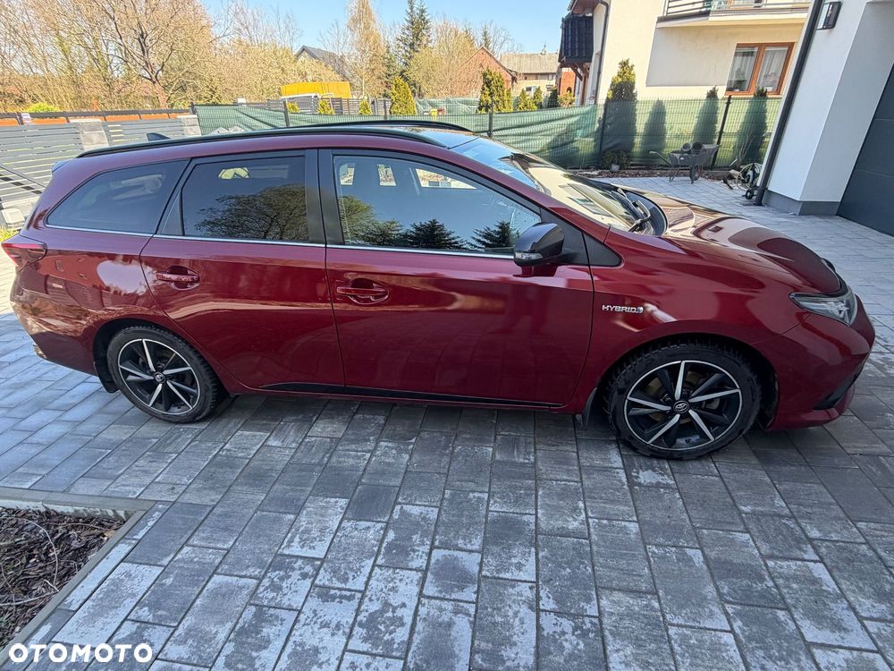 Toyota Auris Hybrid 135 Selection - 7