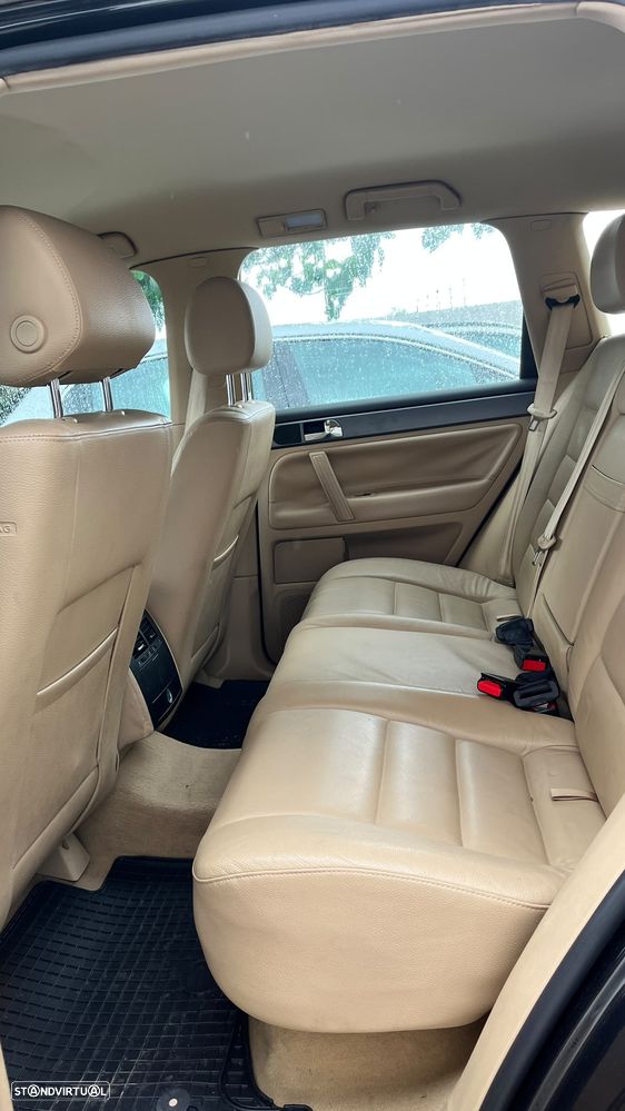 VW Touareg 3.0 TDI V6 - 13