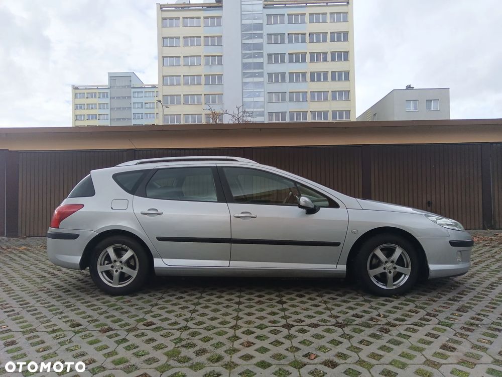 Peugeot 407 2.0 HDI Presence n.gama - 4