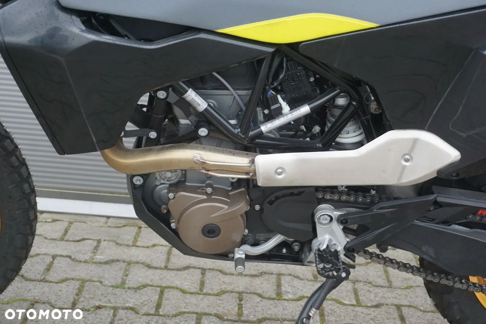 Husqvarna 701 - 14