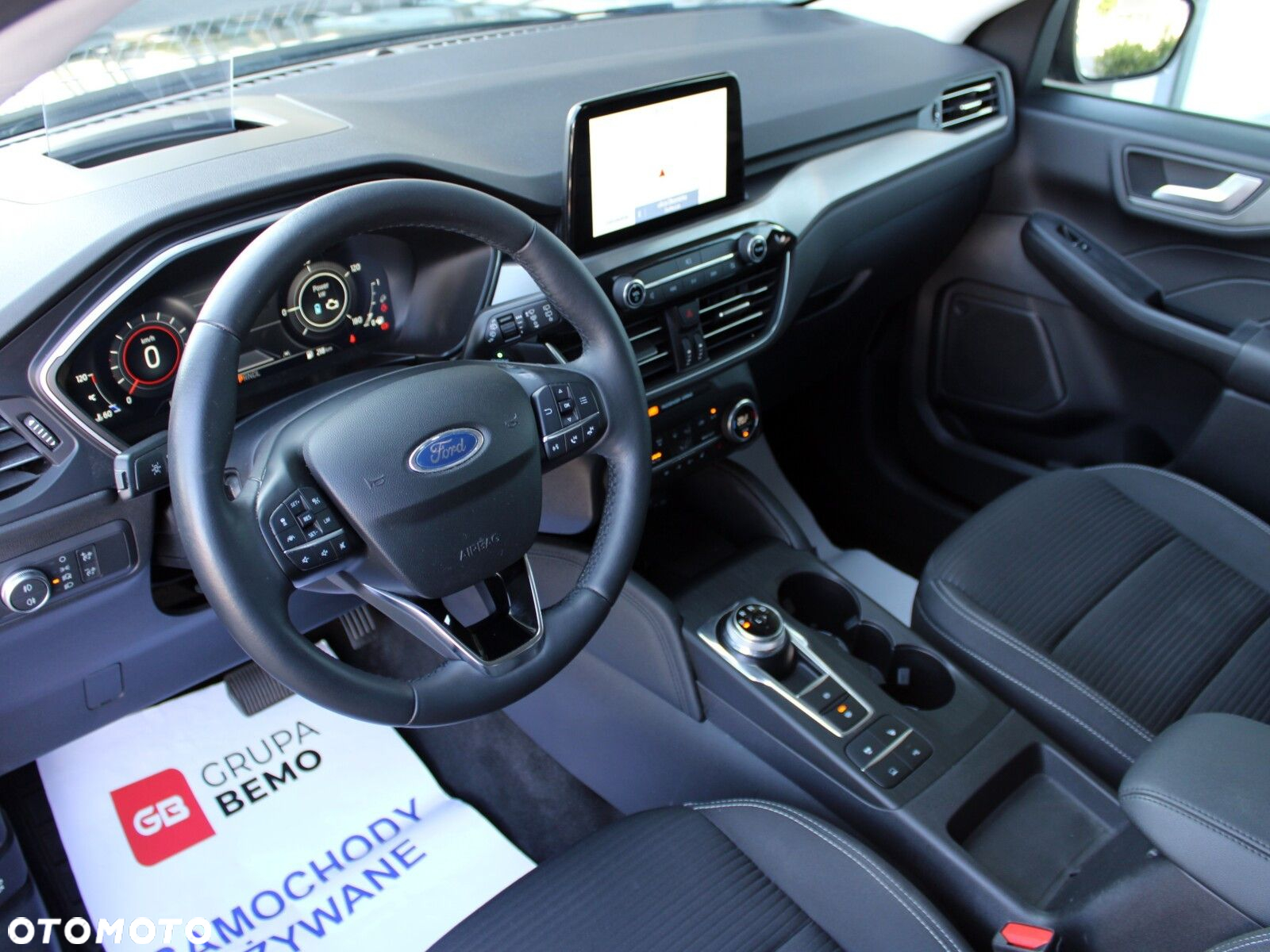 Ford Kuga 2.5 FHEV AWD Titanium - 11