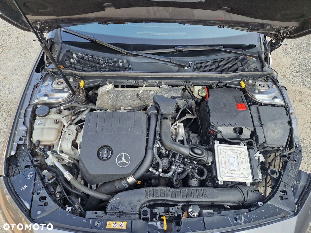 Mercedes-Benz Klasa A 180 Progressive 7G-DCT - 14