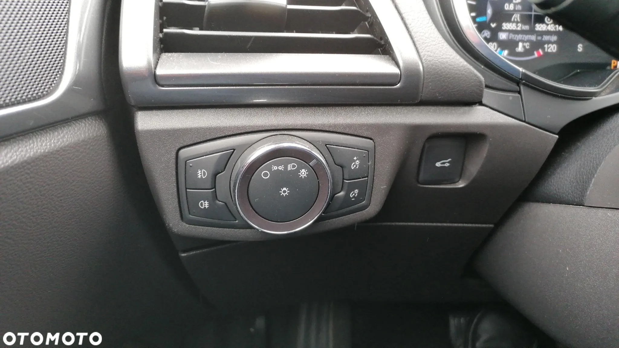 Ford Mondeo 2.0 EcoBlue Titanium - 20